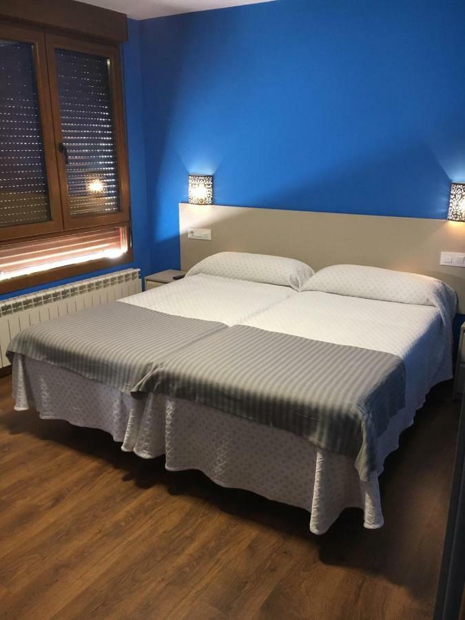 Narcea Turismo Real Apartment Cangas De Narcea Exterior photo